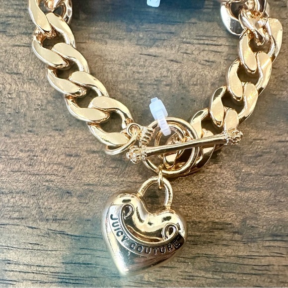 Urban Outfitters x Juicy Couture Heart Bracelet - Picture 3 of 4